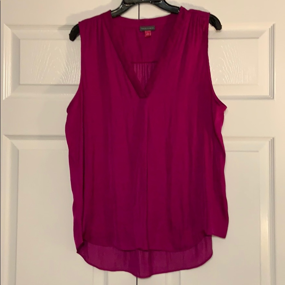 Sleeveless blouse